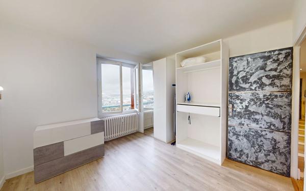 Appartement à louer    3 pièces • 81,72 m2 Rodez