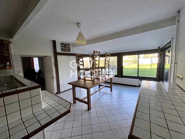 Maison ancienne pleine de charme à fort potentiel !