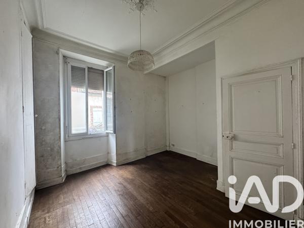 Immeuble à vendre 105 m² Sens