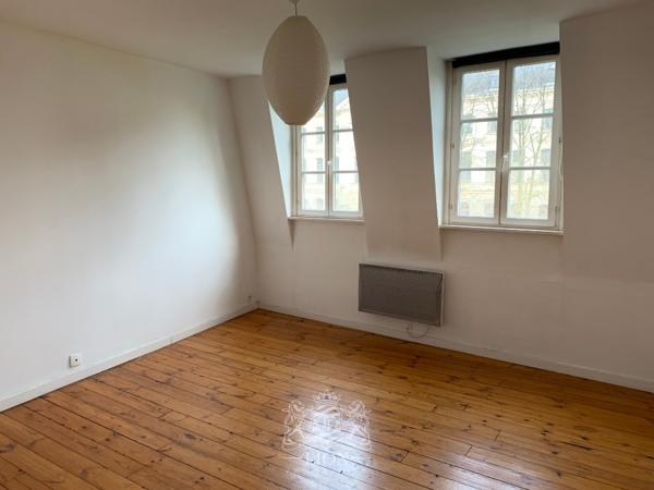 RAH - Vieux Lille - T3 non meublé