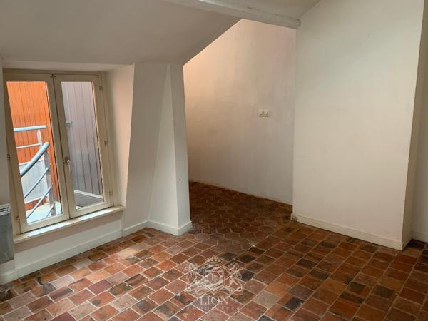RAH - Vieux Lille - T3 non meublé