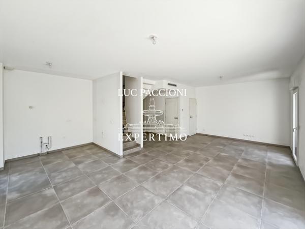 Ventabren (13122) VENTE - VILLA NEUVE T4 EN DUPLEX SUR LA COMMUNE DE VENTABREN