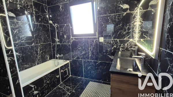 Maison à vendre 5 pièces 188 m² Bagnols-sur-Cèze