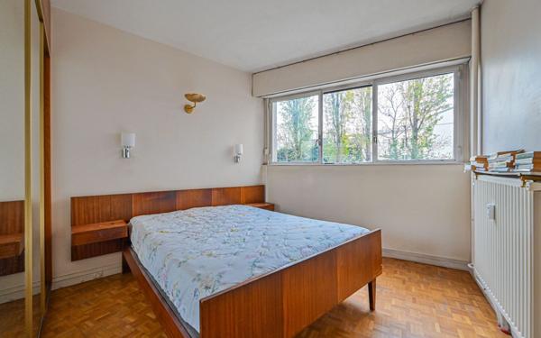 Appartement à vendre    5 pièces • 100,10 m2 Paris 11