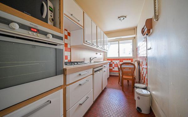Appartement à vendre    5 pièces • 100,10 m2 Paris 11