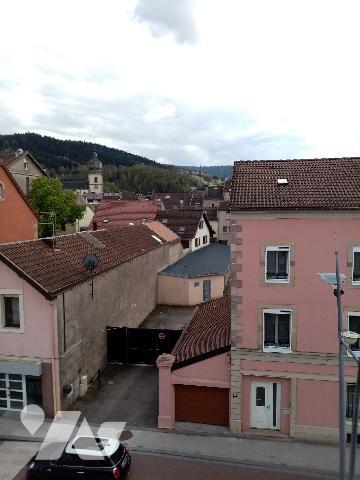 en résidence , 2ème et dernier étage, appartement F2 de 59,90
sans ascenseur