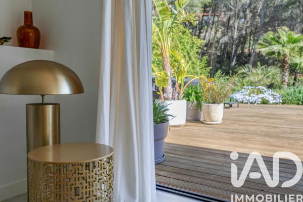 Maison à vendre 7 pièces 288 m² Bandol