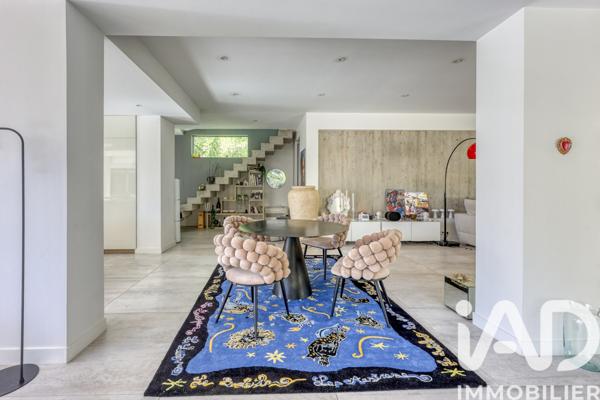 Maison à vendre 7 pièces 288 m² Bandol