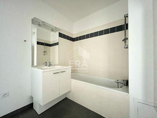 Appartement 3 pièces 62m² avec place de parking Rouen rive gauche