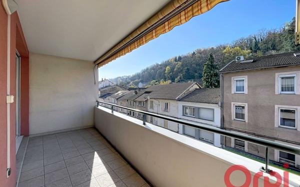Appartement à vendre    3 pièces • 70 m2 Bourgoin-Jallieu