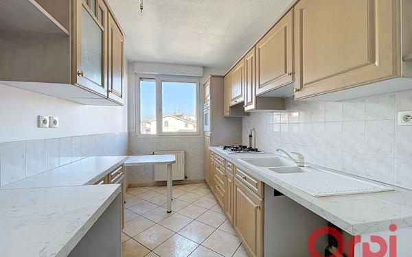 Appartement à vendre    3 pièces • 70 m2 Bourgoin-Jallieu