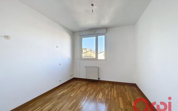 Appartement à vendre    3 pièces • 70 m2 Bourgoin-Jallieu