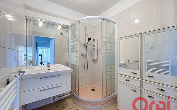 Appartement à vendre    3 pièces • 70 m2 Bourgoin-Jallieu