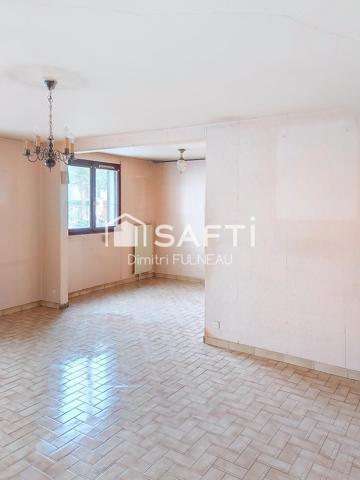 Appartement à rafraichir avec parking en sous sol securiser