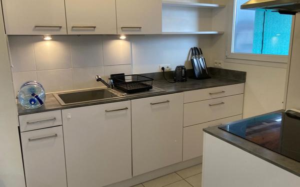 Appartement à louer    3 pièces •  Chens-sur-Léman