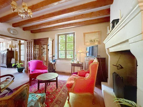 Maison de 110 m2 + 1 gîte de 70 m2 sur 2008 m² clos