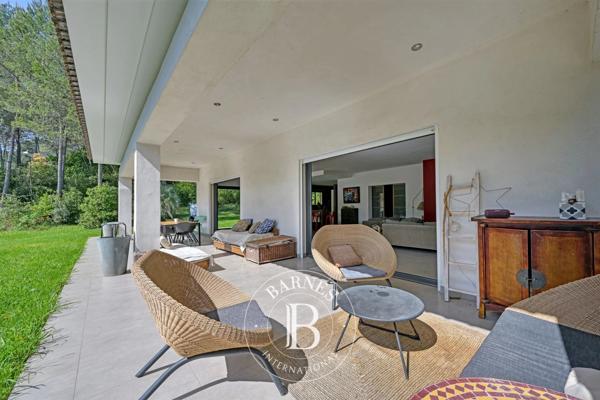 Saint-Gély-du-Fesc, Maison  262 m² à vendre