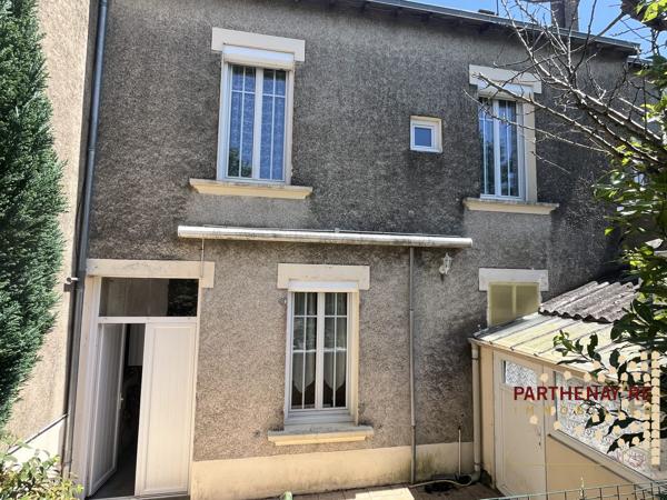 Maison de ville à PARTHENAY