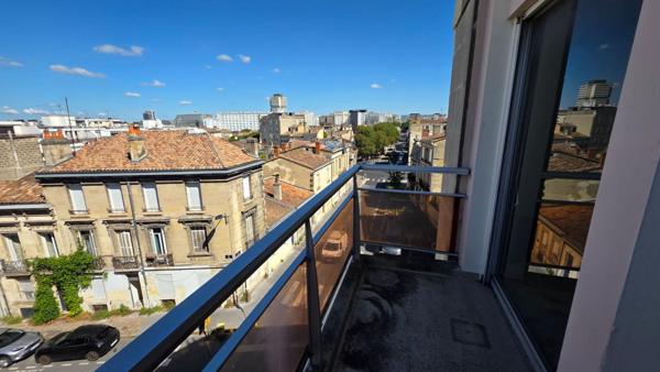 Studio 29m² Balcon + Cave Bordeaux Tondu