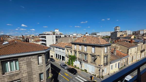 Studio 29m² Balcon + Cave Bordeaux Tondu