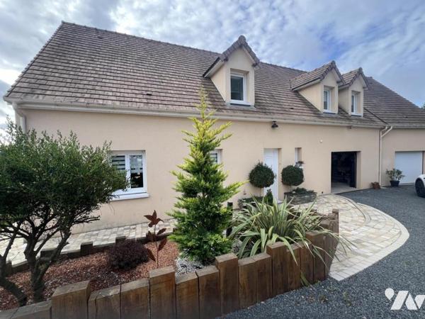 LA FERTE MACE, pavillon tout confort, 4 chambres, 2 garages