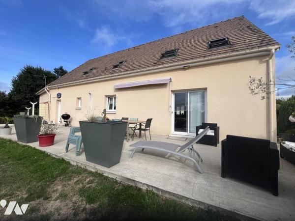 LA FERTE MACE, pavillon tout confort, 4 chambres, 2 garages