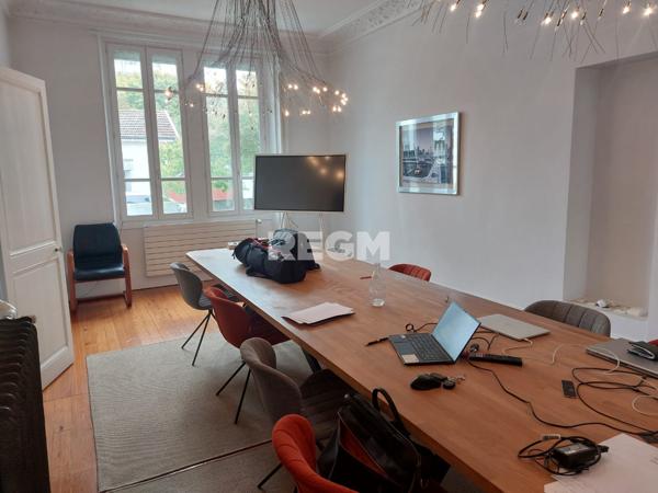 Grenoble (38100) Bien d’exception – Hôtel particulier à fort potentiel – Grenoble centre.