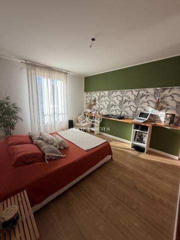 APPARTEMENT TRAVERSANT A BIGUGLIA