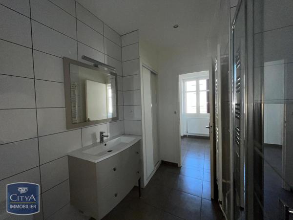 Appartement à louer 3 pièces 75m² Rive-de-Gier (42800)
