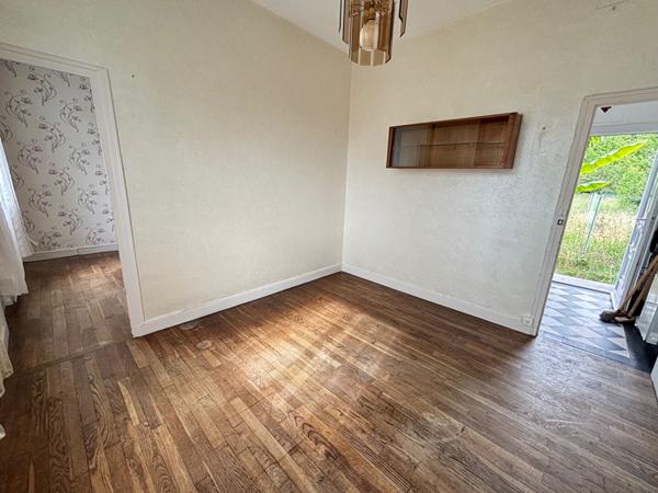 EN VENTE - FOURCHAMBAULT - Appartement F2 rez-de-jardin avec terrain - 1 chambre