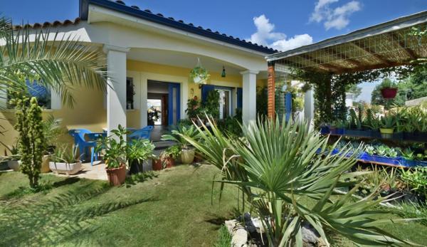 Maisons- 8 pièces -206m2