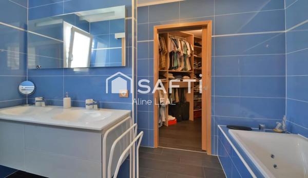 Maisons- 8 pièces -206m2