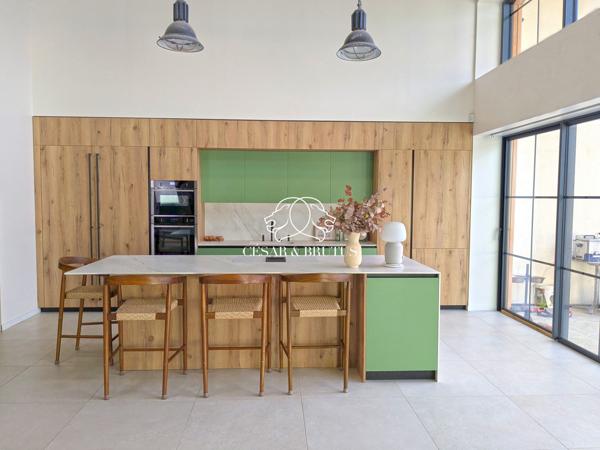 CHARLY centre, superbe transformation esprit Loft de 310 m2