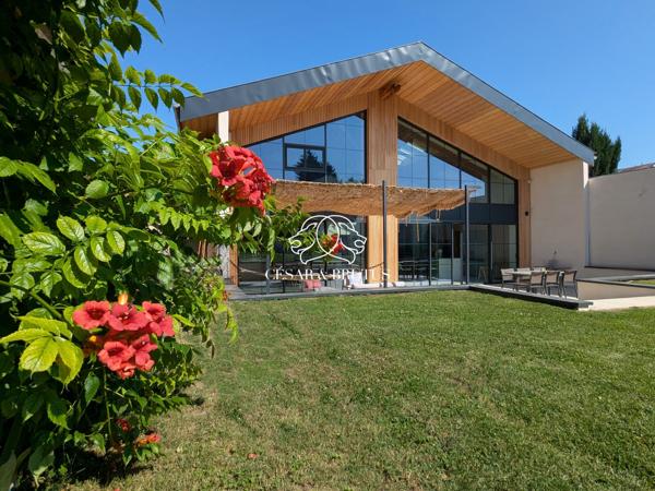 CHARLY centre, superbe transformation esprit Loft de 310 m2