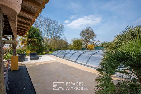 Longère de caractère entièrement rénovée avec piscine, un art de vivre au vert