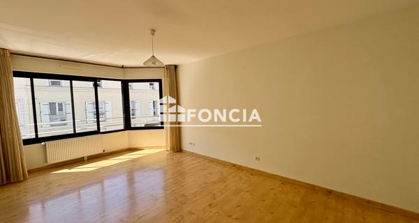 À vendre Appartement 2 pièces 52.87 m² - La Roche-sur-yon 85000