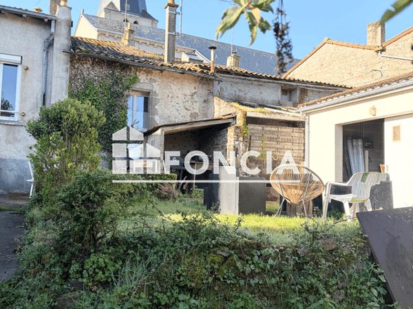 Location Maison 3 pièces 81 m² - 8 RUE ABBE GREGOIRE Saint Pierre Des Echaubrognes 79700