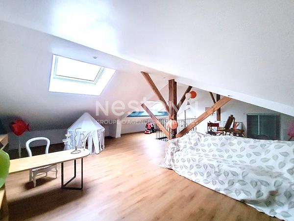 Maison à vendre à La Chevrolière - 5 pièces, 3 chambres avec jardin.