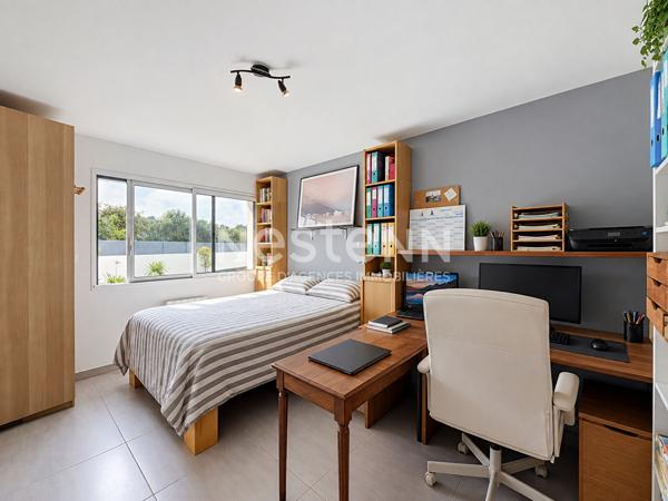 PLOUZANÉ ! Maison familiale de 2014 ! 4 chambres ! Sous-sol total de plus de 100 m² ! Terrain de 798 m²