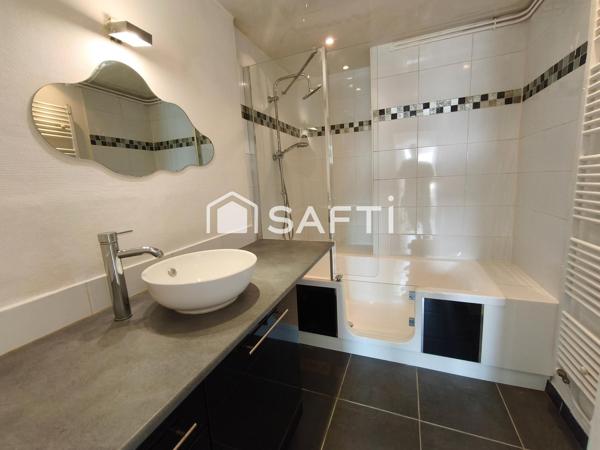 Appartement T3 avec vue sur le port sécurisée