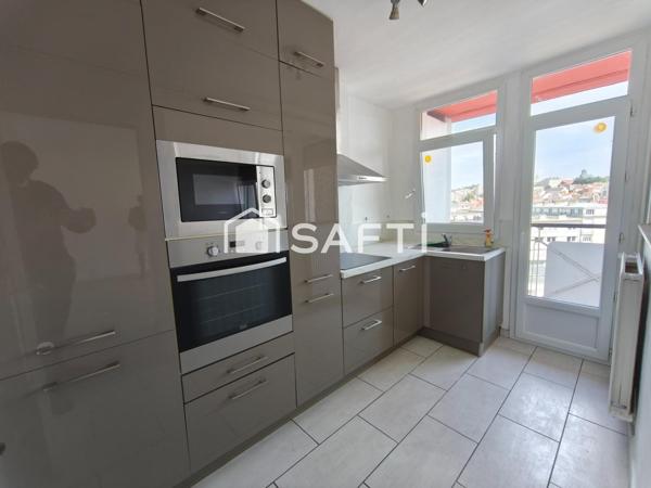 Appartement T3 avec vue sur le port sécurisée