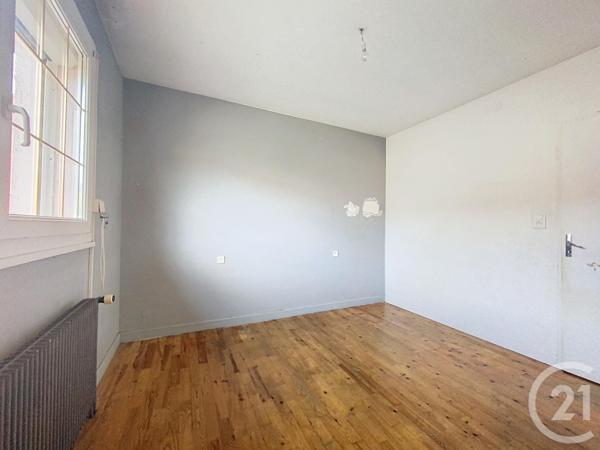 Maison à vendre  5 pièces - 89,33 m2 FECHE L EGLISE - 90