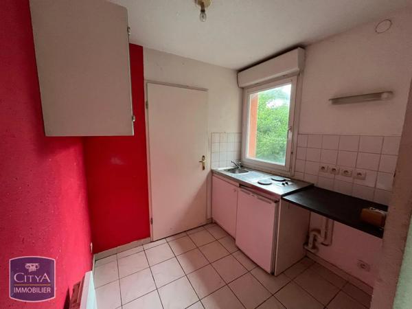Appartement à louer 2 pièces 54.57m² Louvroil (59720)