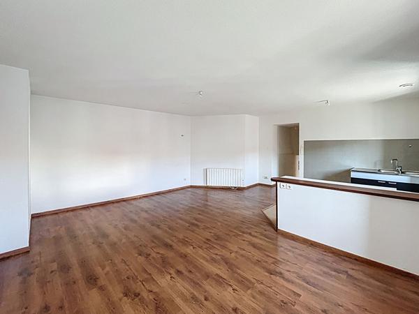 APPARTEMENT NOMEXY - 3 pièces - 62.11 m2