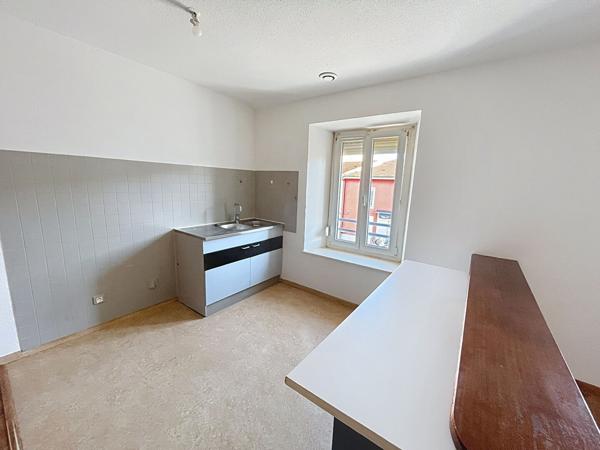 APPARTEMENT NOMEXY - 3 pièces - 62.11 m2