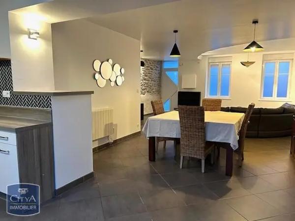 Maison à louer 3 pièces 82m²