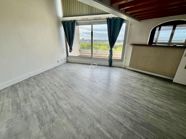 Appartement Cergy 2 pièce(s) €199 000 ** - Référence 2212