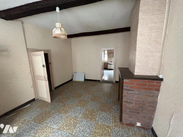 MAISON DE CENTRE VILLE A RENOVER