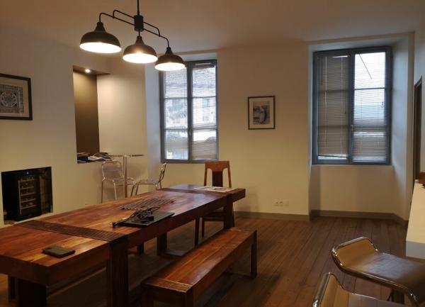 Maison à vendre    6 pièces • 300 m2 La Rochefoucauld