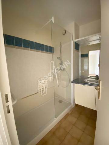 A LOUER APPARTEMENT 2 CHAMBRES AVEC LOGGIA POITIERS - HYPER CENTRE - QUARTIER MAGENTA